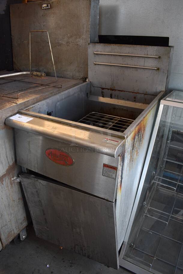 SWEET! Avantco Model FF518-P Stainless Steel Commercial Floor Style Deep Fryer on Metal Legs. 21x34.5x47 - Image 2 of 7