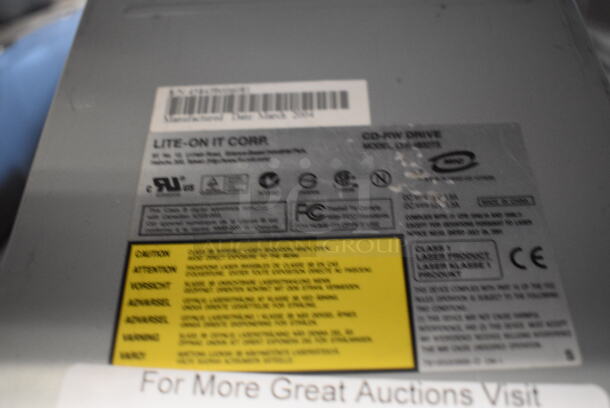 2 CD-RW Drive Players. 6x7.5x1.5. 2x Your Bid! - Image 3 of 4