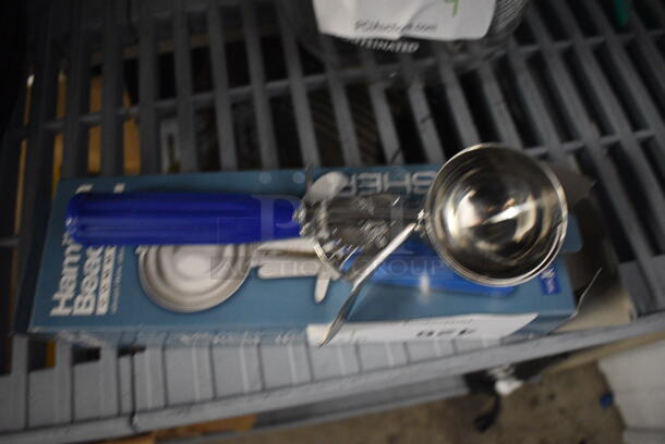 BRAND NEW IN BOX! Metal Scooper. 8.5" - Image 2 of 3