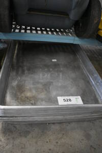 8 Metal Pans. 18x26x2. 8 Times Your Bid!