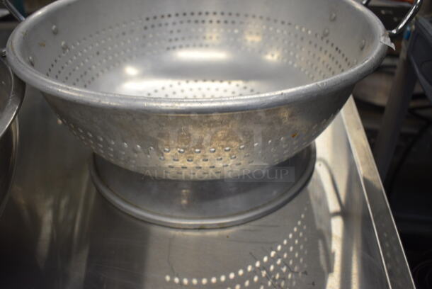 2 Metal Items; Colander and Bowl. 16x16x6.5, 18x15x8. 2 Times Your Bid! - Image 2 of 5