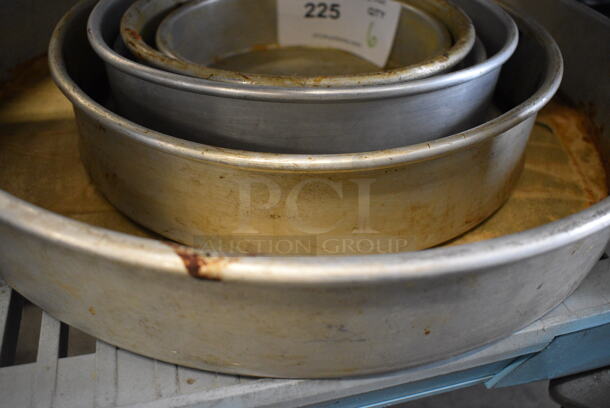 6 Various Metal Round Nesting Baking Pans. Includes 18.5x18.5x3. 6 Times Your Bid! - Image 5 of 5