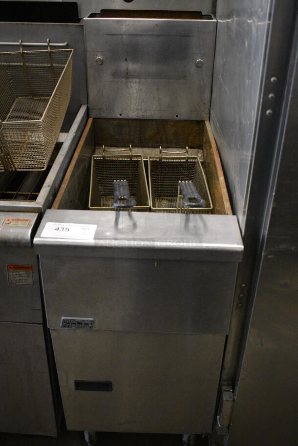 NICE! Pitco Frialator Model SG14 Stainless Steel Commercial Natural Gas Powered Deep Fat Fryer w/ 2 Metal Fry Baskets. 110,000 BTU. 15.5x34x46