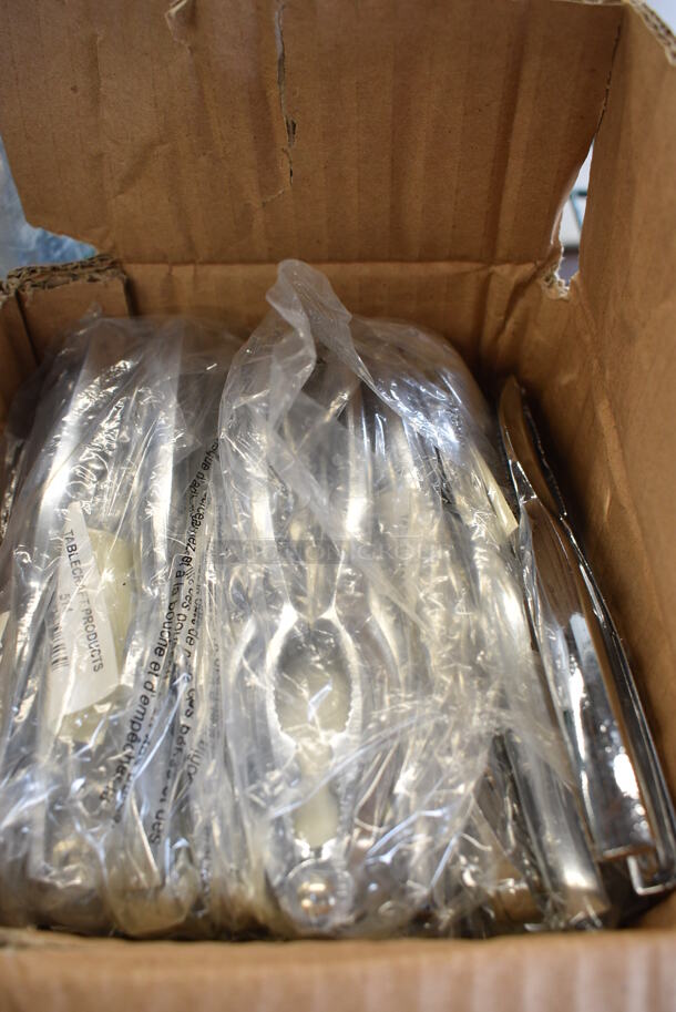 23 BRAND NEW IN BOX! Metal Claw Crackers. 6". 23 Times Your Bid! - Image 2 of 3