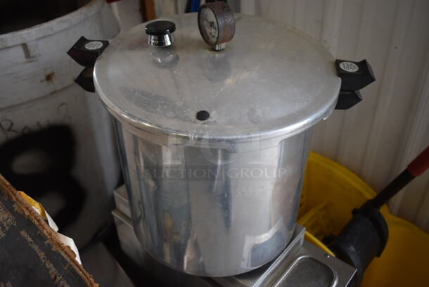 Metal Stock Pot w/ Lid for Pressure Cooking. 13x13x13