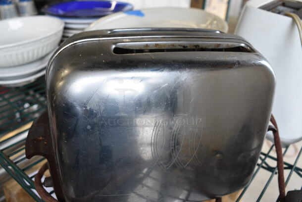 2 Countertop 2 Slot Toasters; White and Chrome Finish. Includes 5x9x7. 2 Times Your Bid! - Image 3 of 8