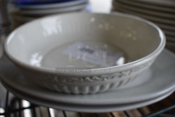 ALL ONE MONEY! Lot of 11 Various Ceramic Dishes! Includes 10x10x1 - Image 5 of 5