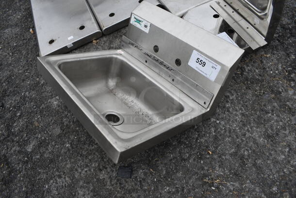 Stainless Steel Single Bay Wall Mount Sink w/ Wall Mount Bracket. 17x15.5x16 - Image 3 of 5
