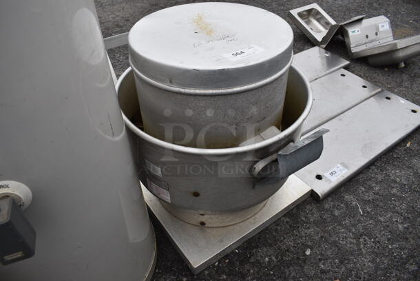 Greenheck Metal Commercial Rooftop Mushroom Exhaust Fan. 24x27x26 - Image 2 of 9