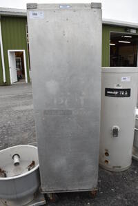 Bucksco Model A61  Metal Commercial Enclosed Warming Transport Rack on Commercial Casters. 22x30x72