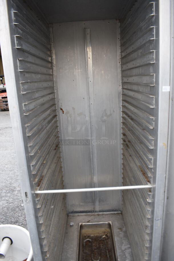 Bucksco Model A61  Metal Commercial Enclosed Warming Transport Rack on Commercial Casters. 22x30x72 - Image 6 of 9