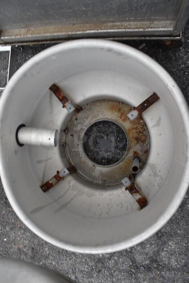 Metal Commercial Mushroom Exhaust Fan Shell. 24x24x17 - Image 4 of 4