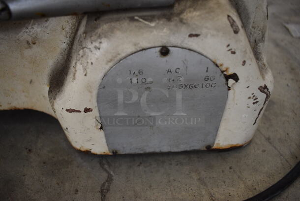 US Slicing Machine Metal Commercial Countertop Meat Slicer. 110 Volts, 1 Phase. 26x18x18. Tested and Working! - Image 7 of 8