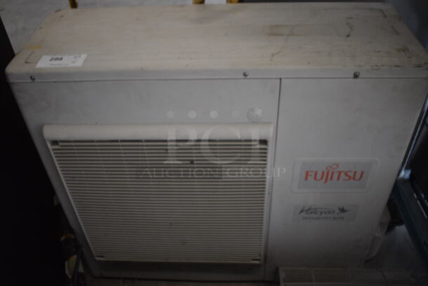 ALL ONE MONEY! Lot of Fujitsu Model AOU36CLX1 Split Type Air Conditioner w/ Fujitsu Model ASU36CLX1 Air Curtain. 208/230 Volts, 1 Phase. 39x9x13, 38x15x33 - Image 5 of 8
