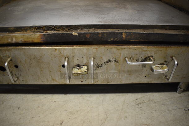 NICE! Metal Commercial Countertop Gas Powered Flat Top Griddle. 36x27x5.5 - Image 5 of 6