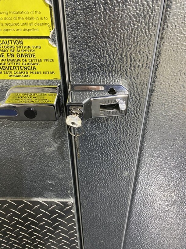 AMAZING! LATE MODEL 2018 Norlake 10 X 10 Walk In Freezer! With Floor! With Compressor! Model KVDP36X78 Serial 18110057! Working When Removed! Please Call Or Text 646-245-6779 For Video! - Image 11 of 12