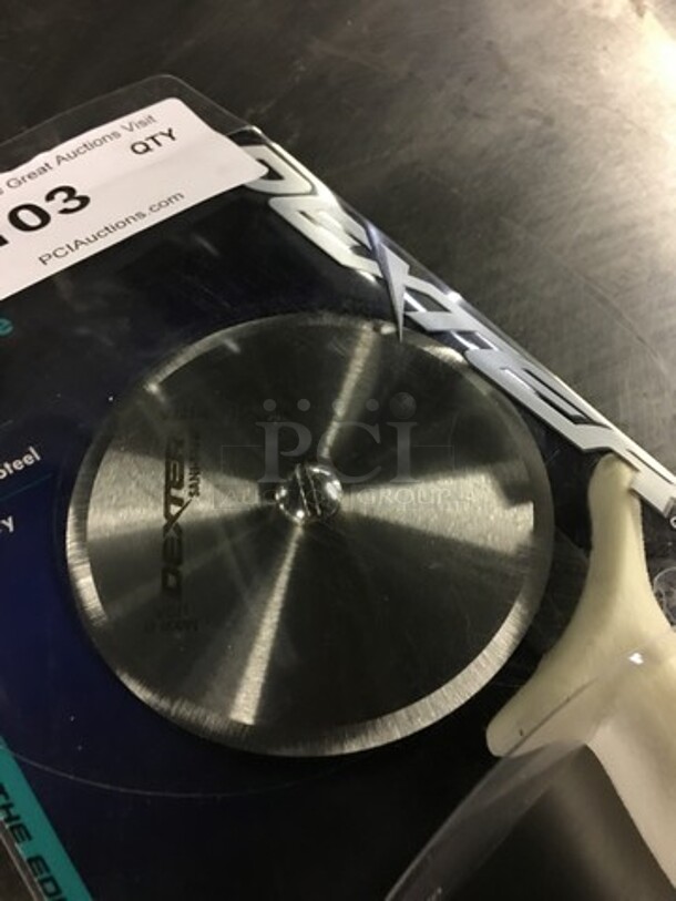 NEW! Dexter 4" Sani-Safe Pizza Cutter! - Image 2 of 5