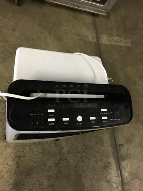 NICE! Costway Portable Air Cooler! Model EP23665! 110/120V! On Casters! Working When Removed! - Image 5 of 8