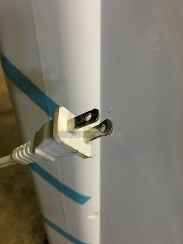NICE! Costway Portable Air Cooler! Model EP23665! 110/120V! On Casters! Working When Removed! - Image 8 of 8