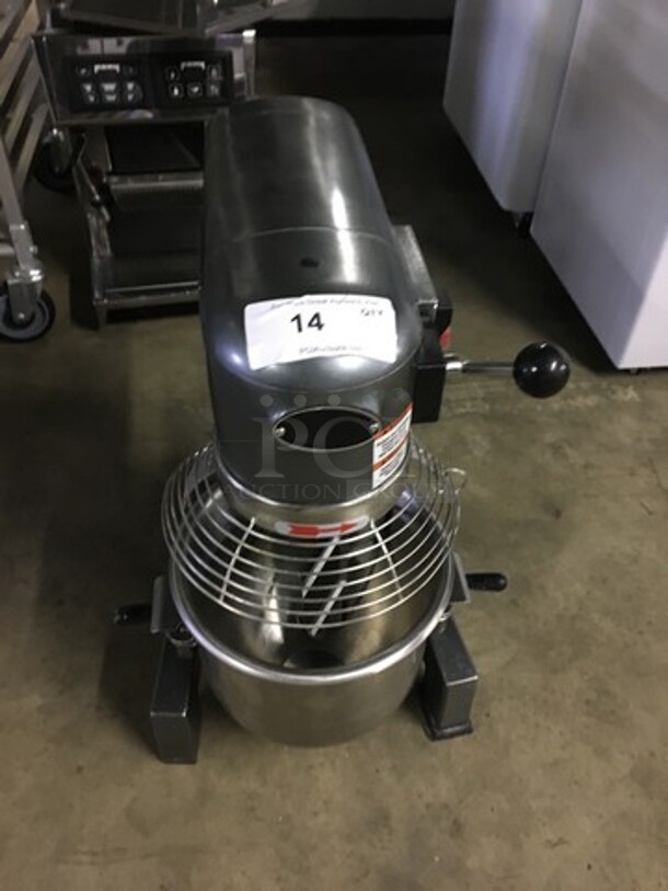 FAB! LATE MODEL 2019! Avantco Commercial Countertop 10 Quart Planetary Mixer! With Stainless Steel Bow & Bowl Guard! With Whip Attachment! Model MX10 Serial 28042919MX10! 120V! Working When Removed!