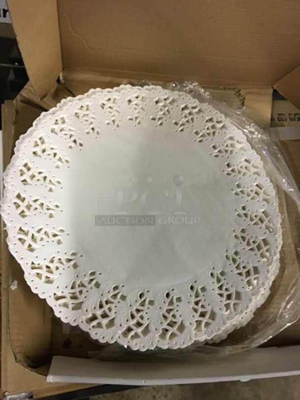 ALL ONE MONEY! Kenmore 14.5 Inch Round Cake Laces! Standard Release Panliner!  - Image 3 of 5
