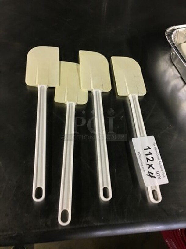 ALL ONE MONEY! Assorted Silicone Spatulas!  - Image 4 of 4