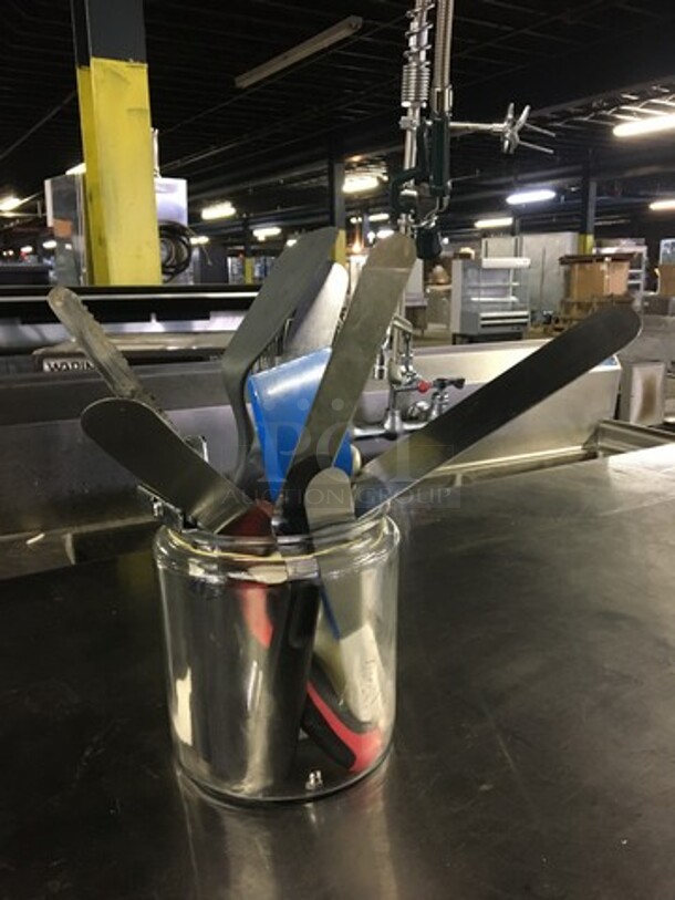 ALL ONE MONEY! Miscellaneous Kitchen Utensils! - Image 3 of 4