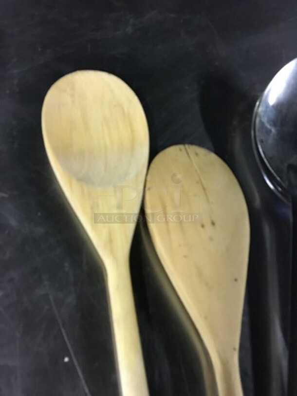 Miscellaneous Cooking/Serving Spoons! 12 X Your Bid! - Image 5 of 7