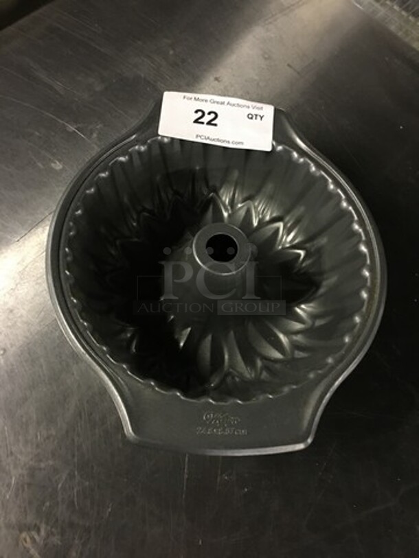 Metal Bundt Cake Pan Mold!