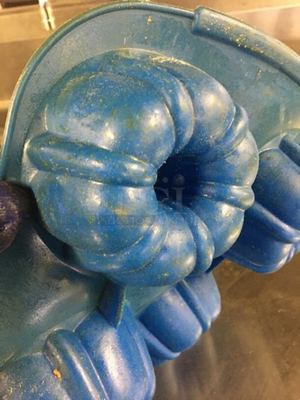 Mini Cake Molds! 8 X Your Bid! - Image 5 of 5