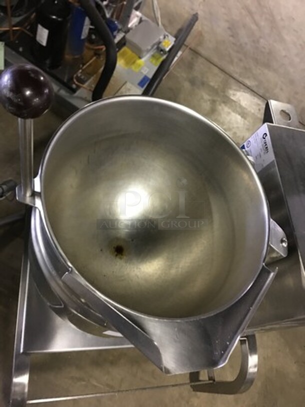 GREAT! LATE MODEL Groen Commercial Electric Powered Tilting Kettle! With Table Base! All Stainless Steel! Model TDB20 Serial 80402! 208V 3Phase! On Legs! Working When Removed! - Image 6 of 11