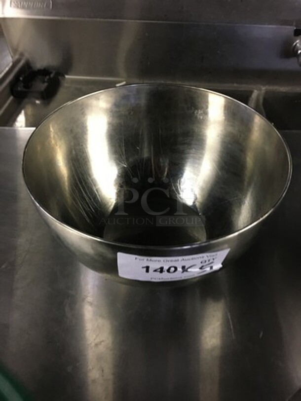 Assorted Mixing Bowls! 5 X Your Bid! - Image 2 of 5