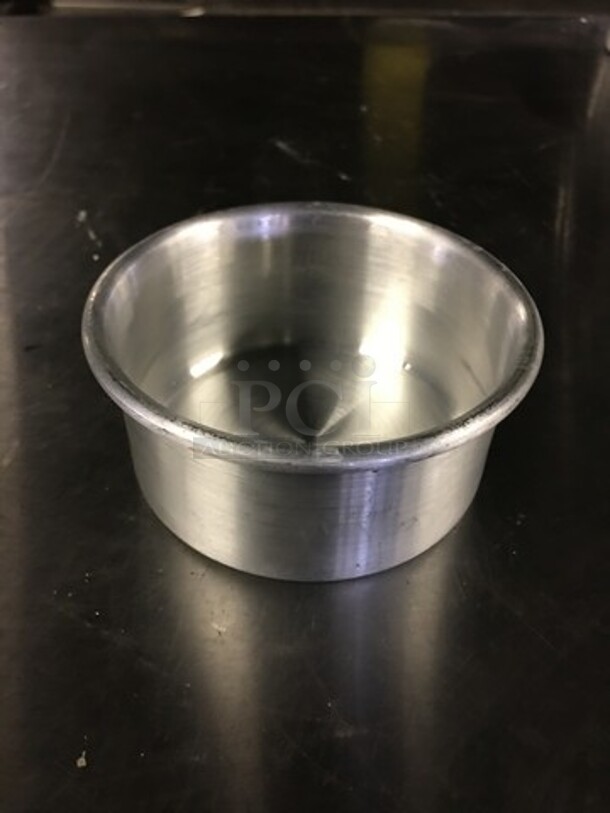 ALL ONE MONEY! Winco Aluminum Cake Pan!   - Image 2 of 6