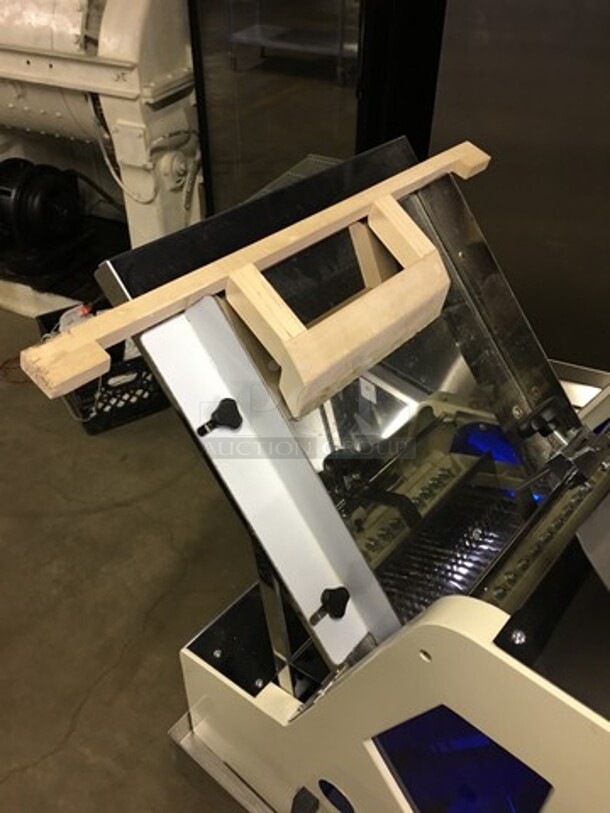 BEAUTIFUL! LATE MODEL 2018 BARLEY USED! Doyon Commercial Electric Bread Slicer! On Stainless Steel Commercial Equipment Stand! With Underneath Storage Space! Model SM302B Serial DYN1801046! 120V 1Phase! On Casters! Working When Removed! - Image 6 of 11