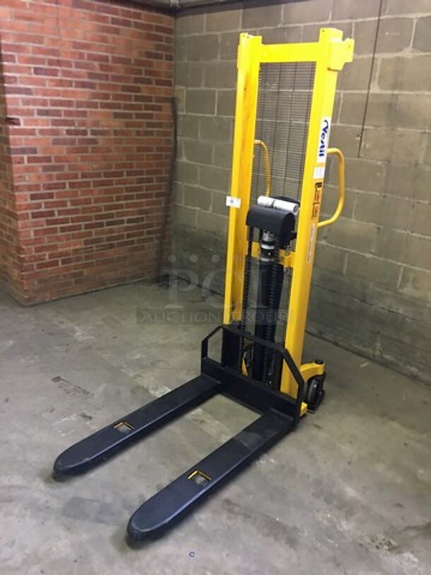 WOW! LIKE NEW BARLEY USED LATE MODEL 2019! Vestil Commercial Manual Stacker! With Fixed Forks/Legs! Model VHPS2000FF Serial 190310!  - Image 2 of 10