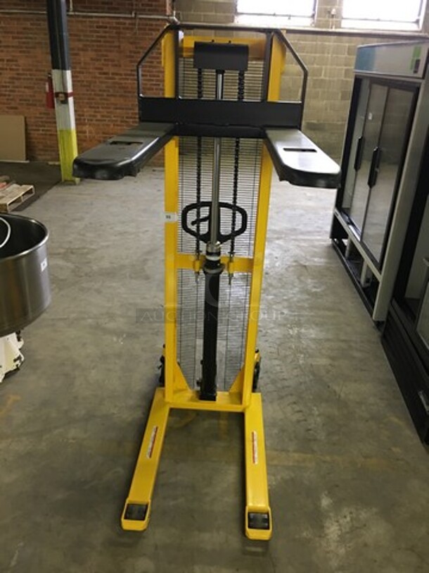 WOW! LIKE NEW BARLEY USED LATE MODEL 2019! Vestil Commercial Manual Stacker! With Fixed Forks/Legs! Model VHPS2000FF Serial 190310!  - Image 10 of 10