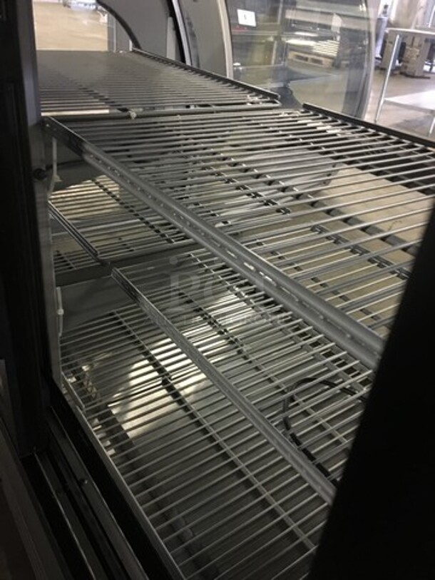 BEAUTIFUL! LATE MODEL 2018 Fogel Commercial Refrigerated Deli/Bakery Display Case! With Curved Front Glass! With 2 Sliding Rear Doors! Model ELITE4PFUS Serial 1807106787! 115V 1Phase! Working When Removed! - Image 5 of 9
