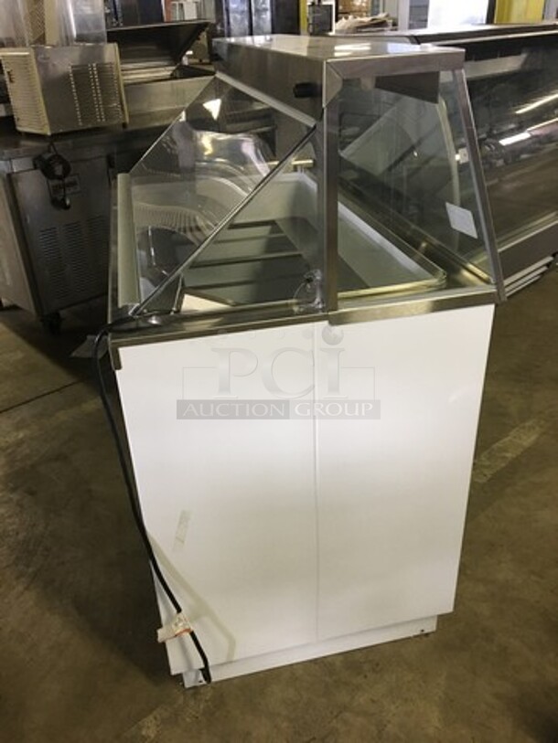 FAB! LATE MODEL 2019! Global Commercial Gelato Ice Cream Dipping Cabinet! With Slanted Front Glass! Model KDC47! 115V! Working When Removed! - Image 4 of 8