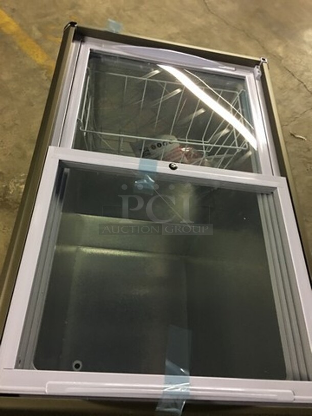 NEW! IN THE BOX! LATE MODEL Omcan Commercial Chest Freezer Merchandiser! With 2 Sliding Top Doors! Model FRCN0200! 110V! Working When Removed! - Image 5 of 7
