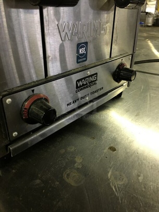 LATE MODEL Waring Commercial Heavy Duty 4 Slot Toaster! All Stainless Steel! Model WCT805! 240V! Working When Removed! - Image 4 of 8