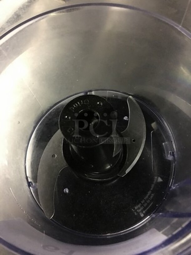 Oster Commercial Countertop Food Processor! With Attachments! Working When Removed! - Image 6 of 8
