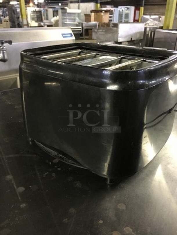 Walmart Countertop 4 Slot Toaster! Model TSKP402! 120V! Working When Removed! - Image 4 of 7