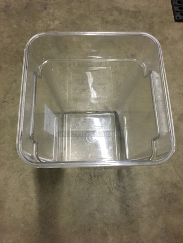Cambro Poly Measuring Container! 6 X Your Bid! - Image 3 of 8