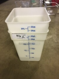 Winco Poly Measuring Container! 2 X Your Bid!