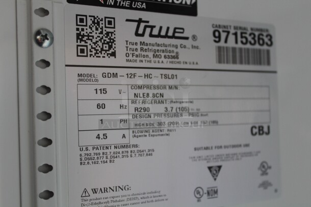 BRAND NEW! True Model GDM-12F-HC-TSL01 Commercial Glass Door Merchandising Freezer On Commercial Casters. 24.5x25x65. 115V/60Hz.  - Image 4 of 6