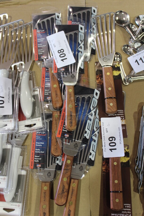 NEW! 7 Dexter Commercial Wooden Handle Slotted Fish Turners. 3x11x1. 7X Your Bid!  - Image 3 of 3