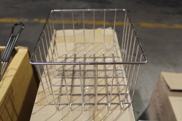 NEW! Commercial Stainless Steel Baskets. 8.75x9.75x6.5. 12X Your Bid!  - Image 2 of 2