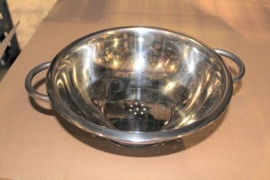 NEW! 6 Winco COD-3 Commercial Stainless Steel 3 Quart Colanders. 10x12x3.5. 6x Your Bid!