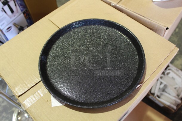 NEW IN BOX! 11 Carlisle Griptite Round Trays. 11x11x.25. 11X Your Bid!