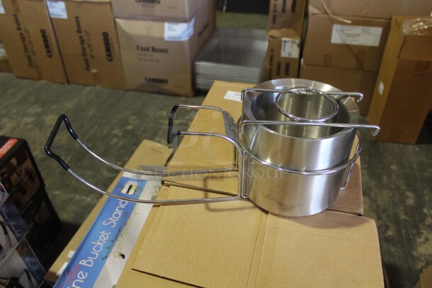 NEW! Commercial Stainless Steel Wine Bucket Table Attachment. 20.5x8x6.5